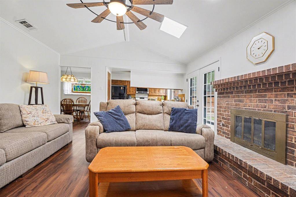 1738 Glouchester Drive, Garland, TX 75044
