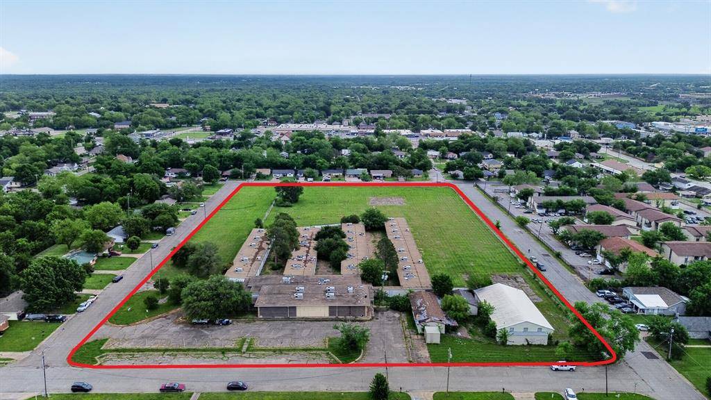 3005 Division Street, Greenville, TX 75401
