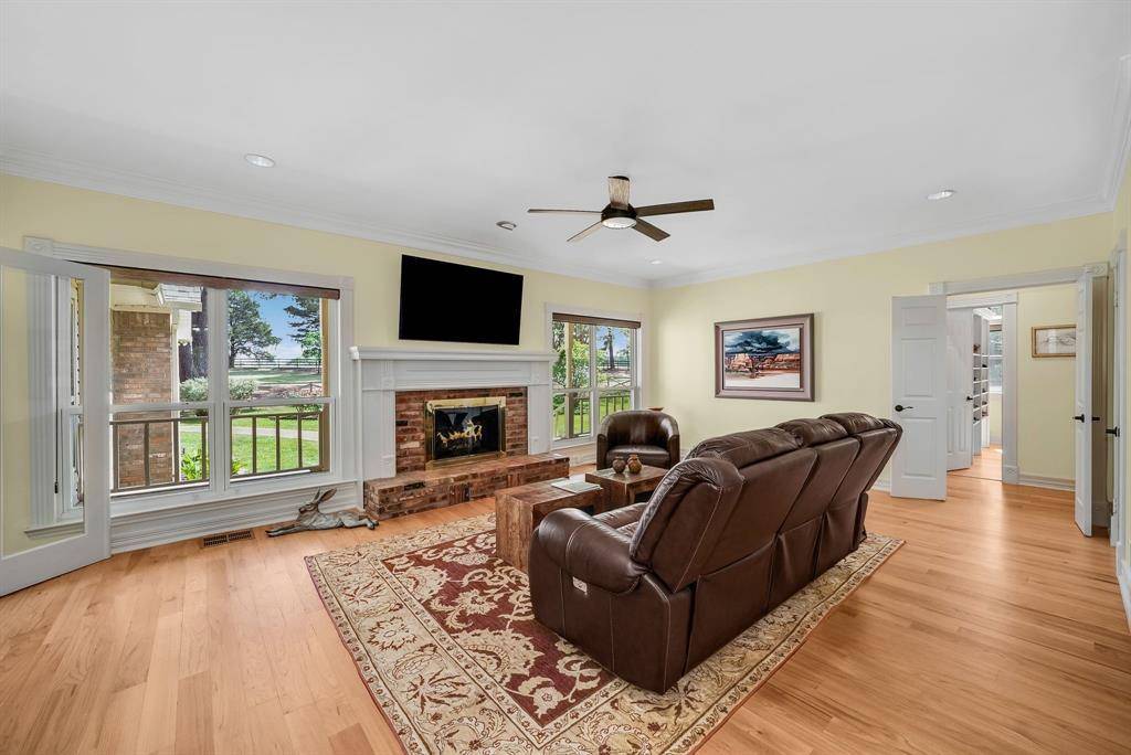 11161 Fm 344 W, Bullard, TX 75757