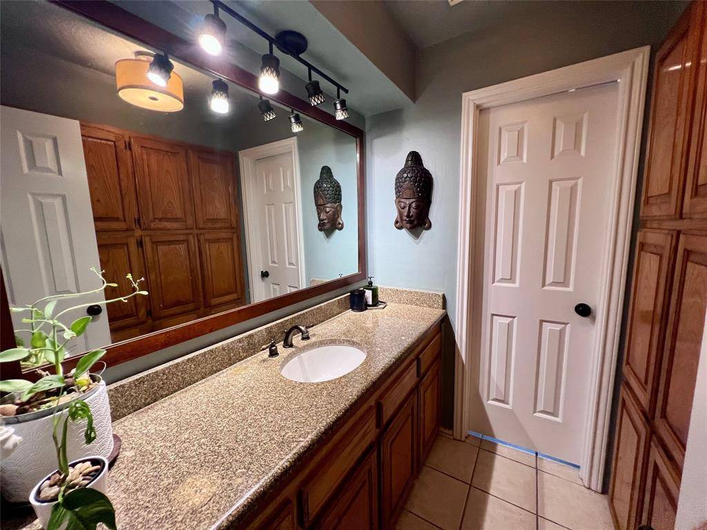 3601 Sailmaker Lane, Plano, TX 75023