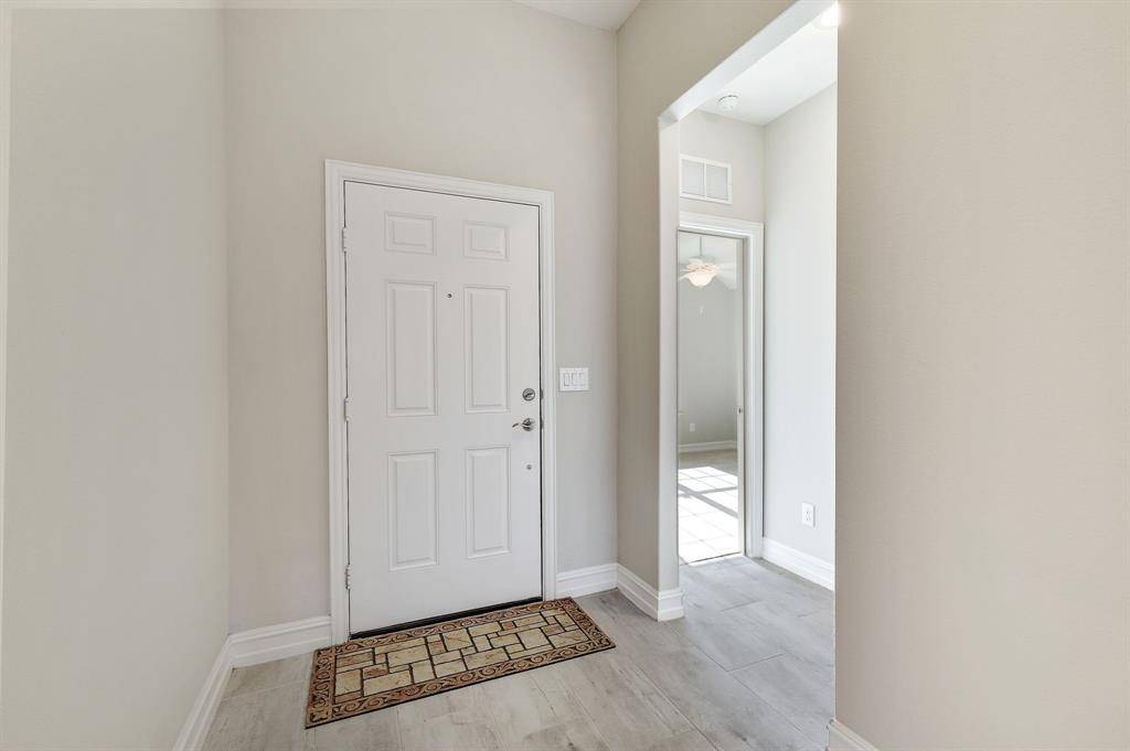 2213 Olivia Lane, Little Elm, TX 75068