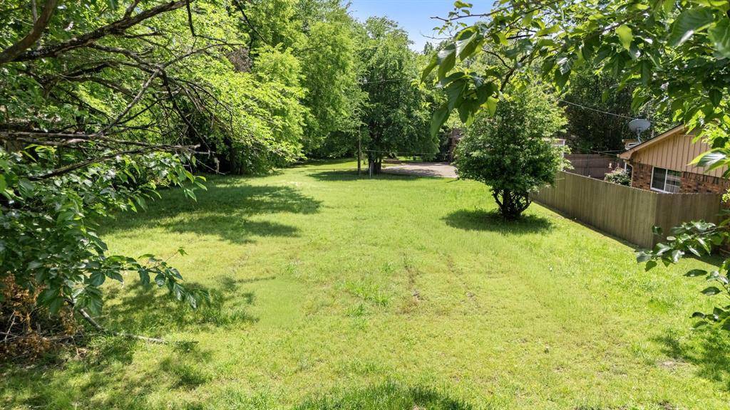 602 Wes Michael Road, Bonham, TX 75418