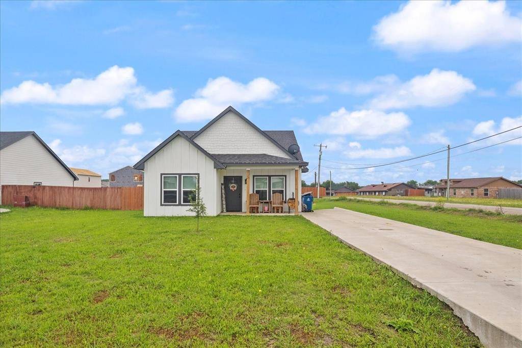 102 Don Lane, Itasca, TX 76055