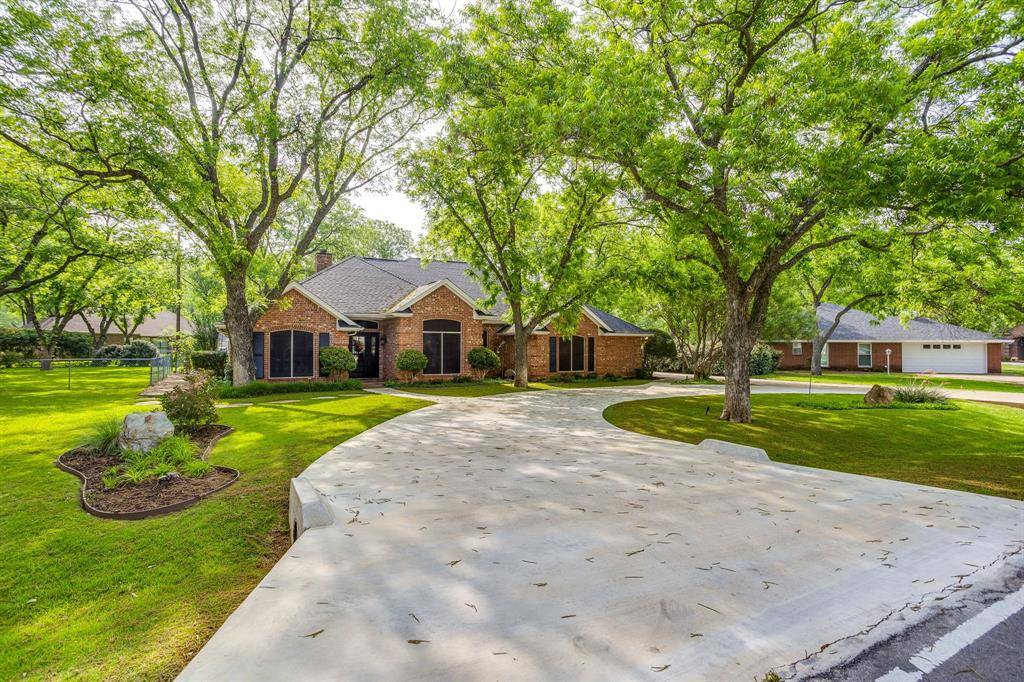 6203 Prospect Hill Drive, Granbury, TX 76049
