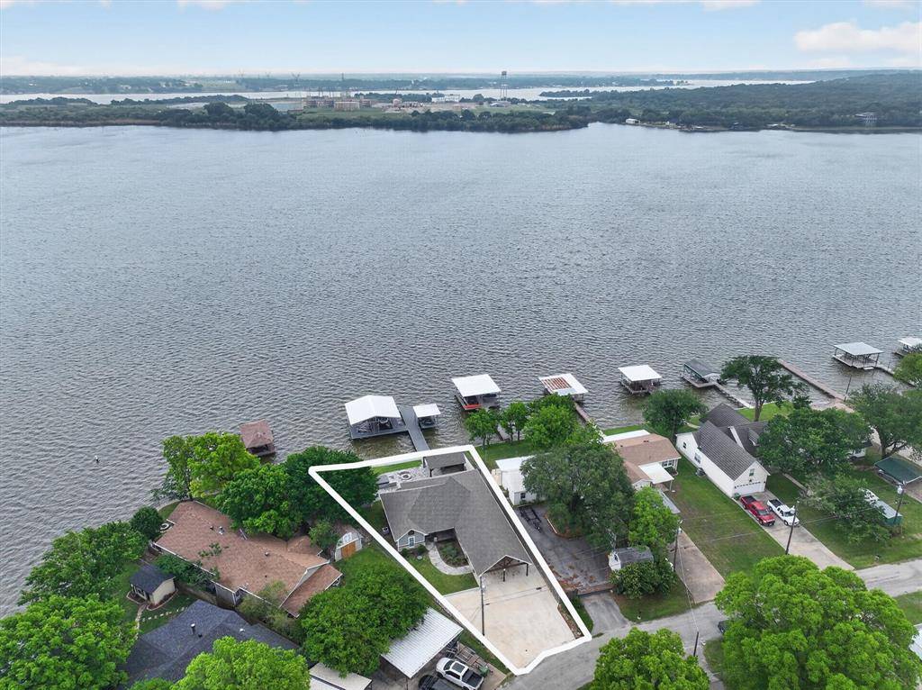 4511 Wildwood Circle, Granbury, TX 76049