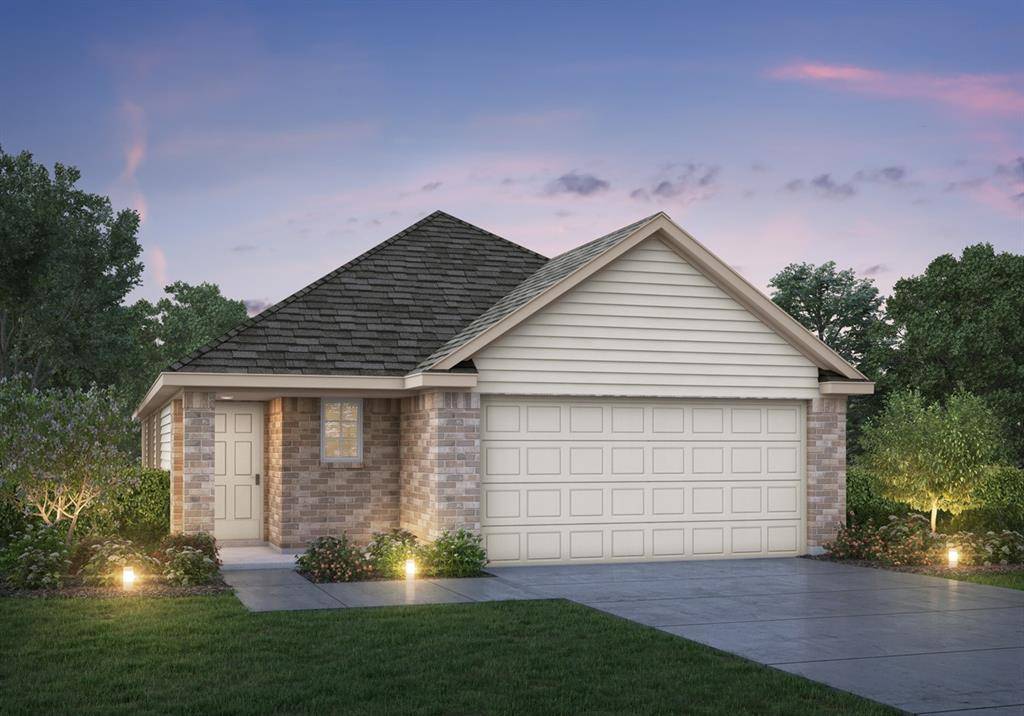 8009 Charlestown Lane, Fort Worth, TX 76140
