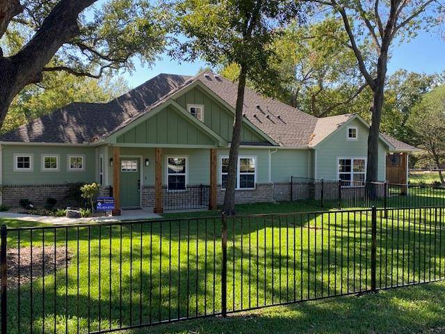 403 6TH Street #B, Midlothian, TX 76065