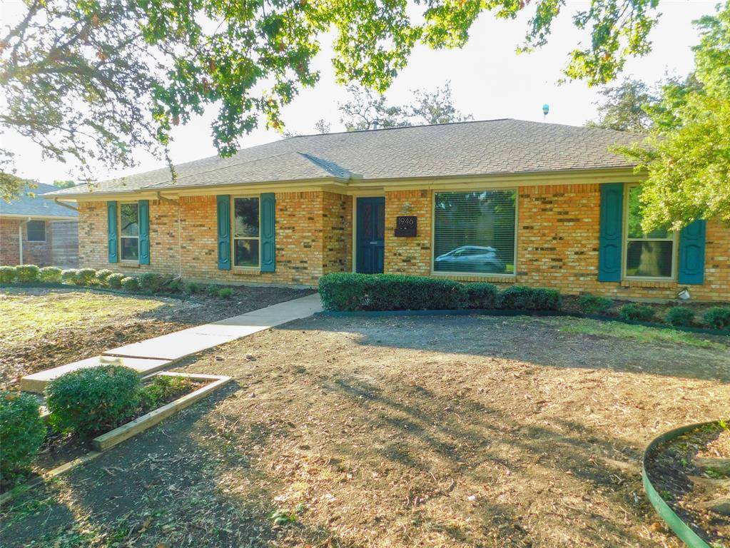 1946 Kensington Drive, Carrollton, TX 75007