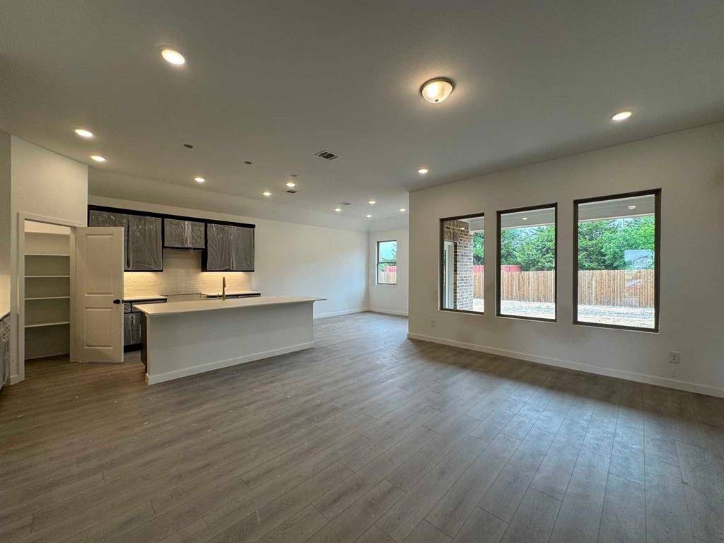 2413 Daisy Lane, Melissa, TX 75454