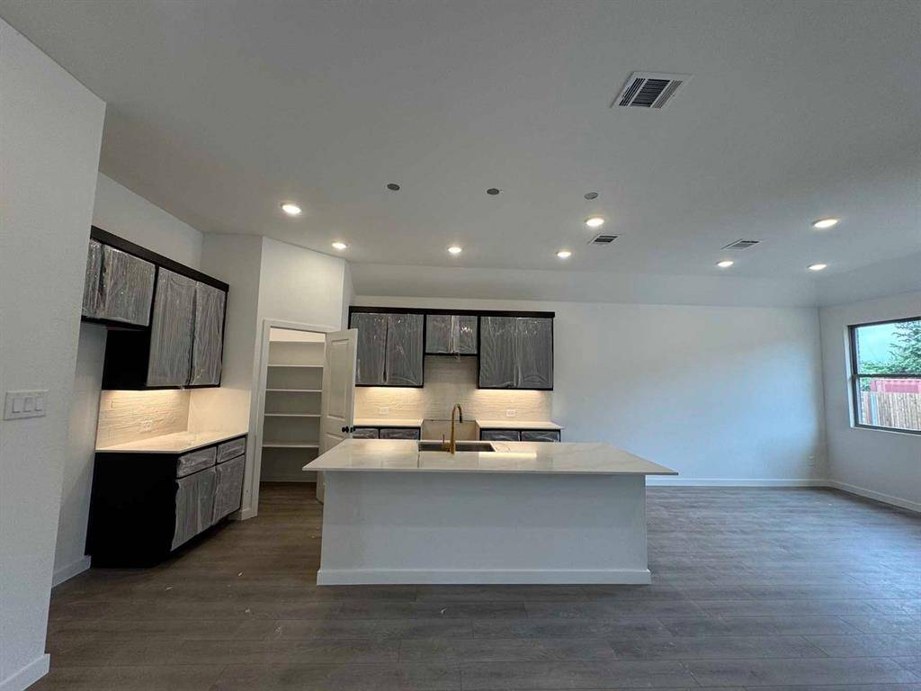2413 Daisy Lane, Melissa, TX 75454