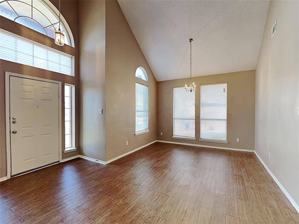 110 Meadow Court, Forney, TX 75126