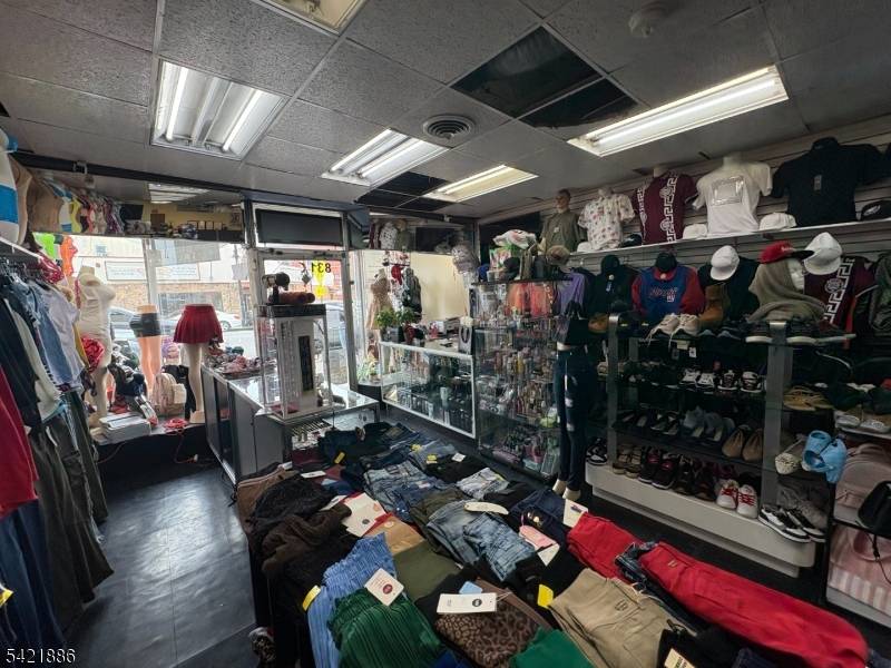 831-833 Elizabeth Ave, Elizabeth City, NJ 07201
