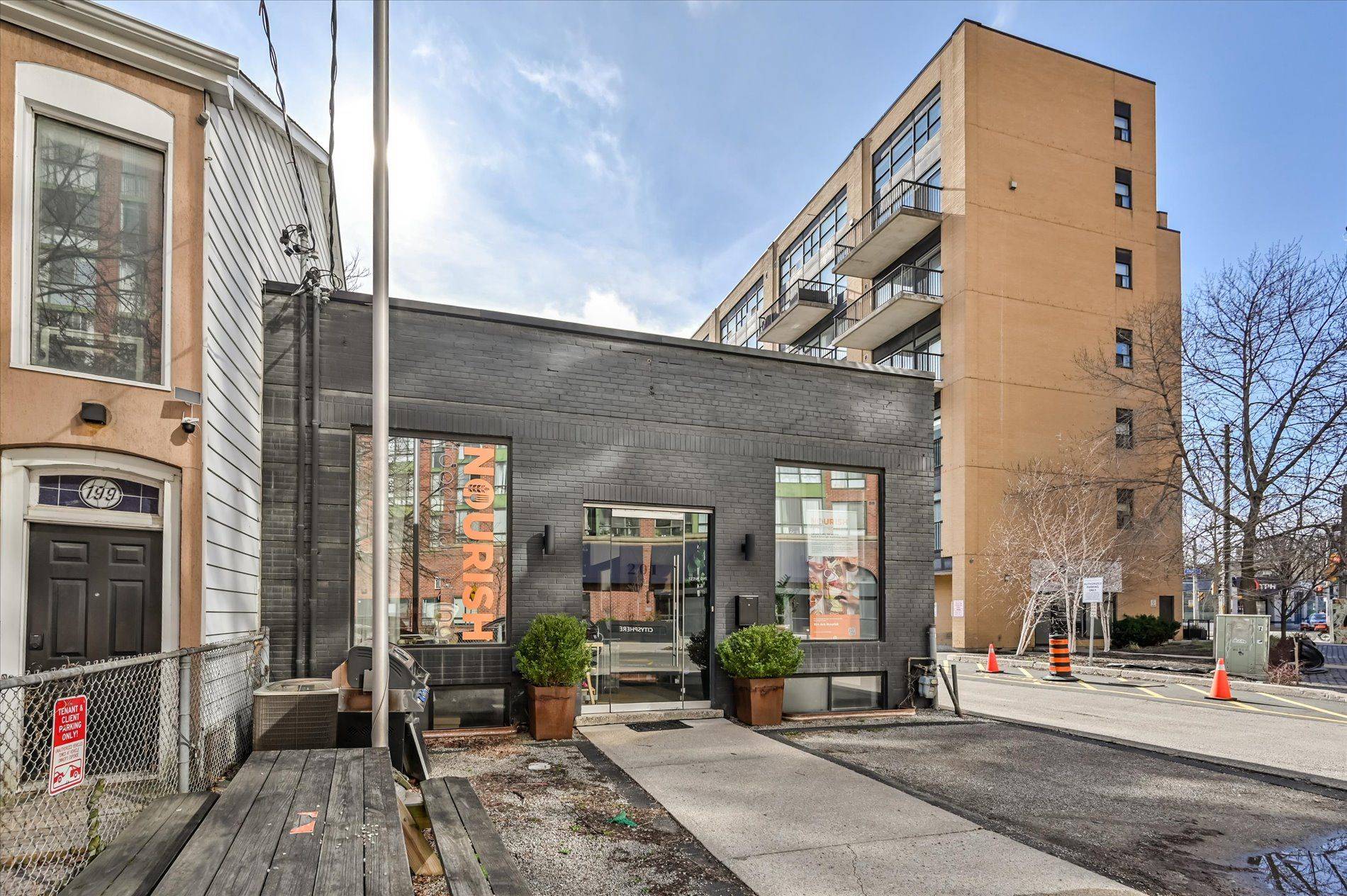 201 Niagara ST, Toronto C01, ON M5V 1C9