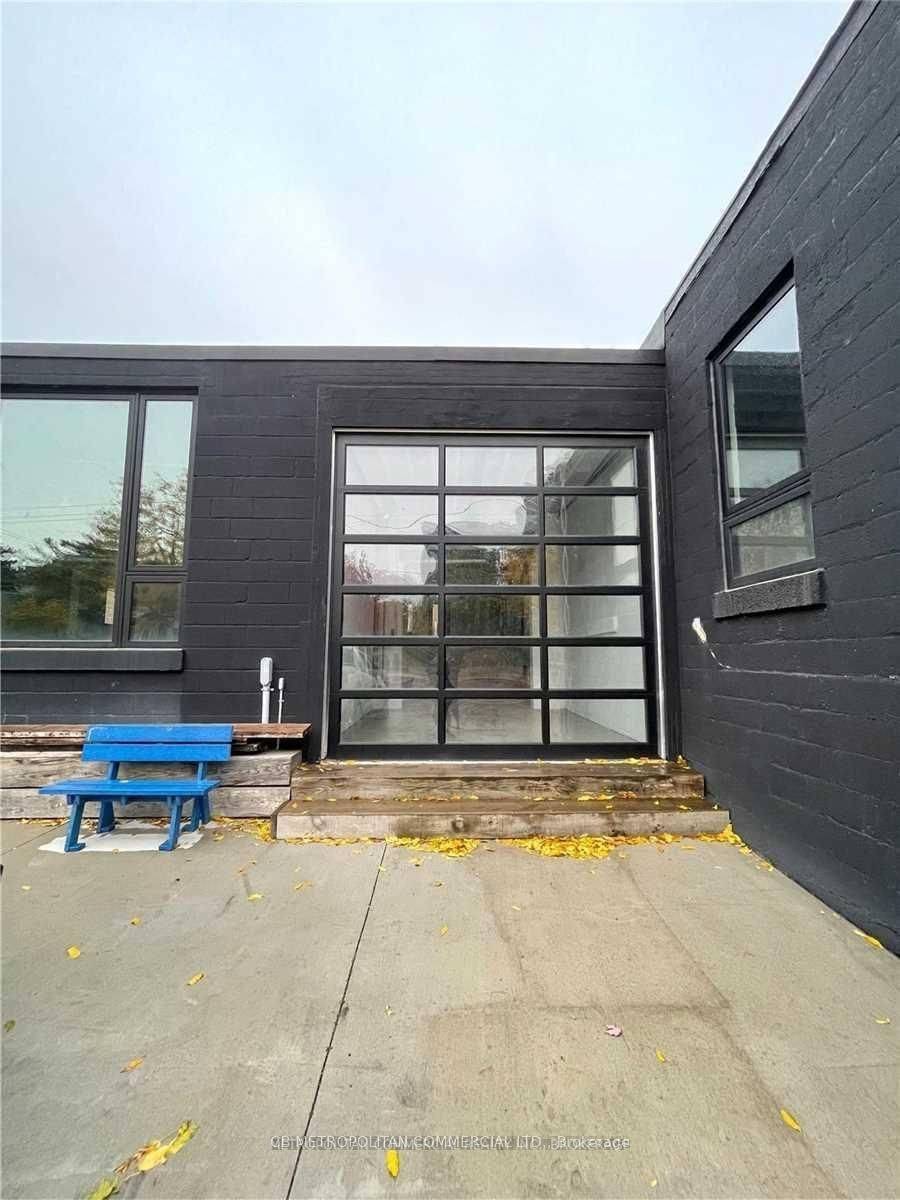 83-91B Walnut AVE, Toronto C01, ON M5V 2S1