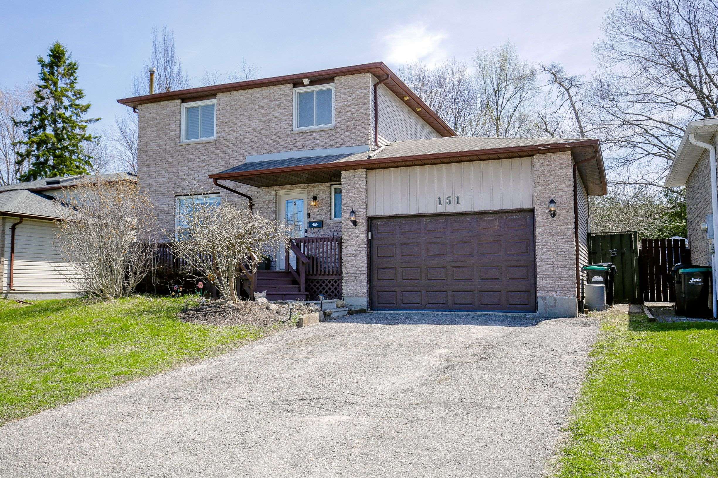 151 Little AVE, Barrie, ON L4N 6L6