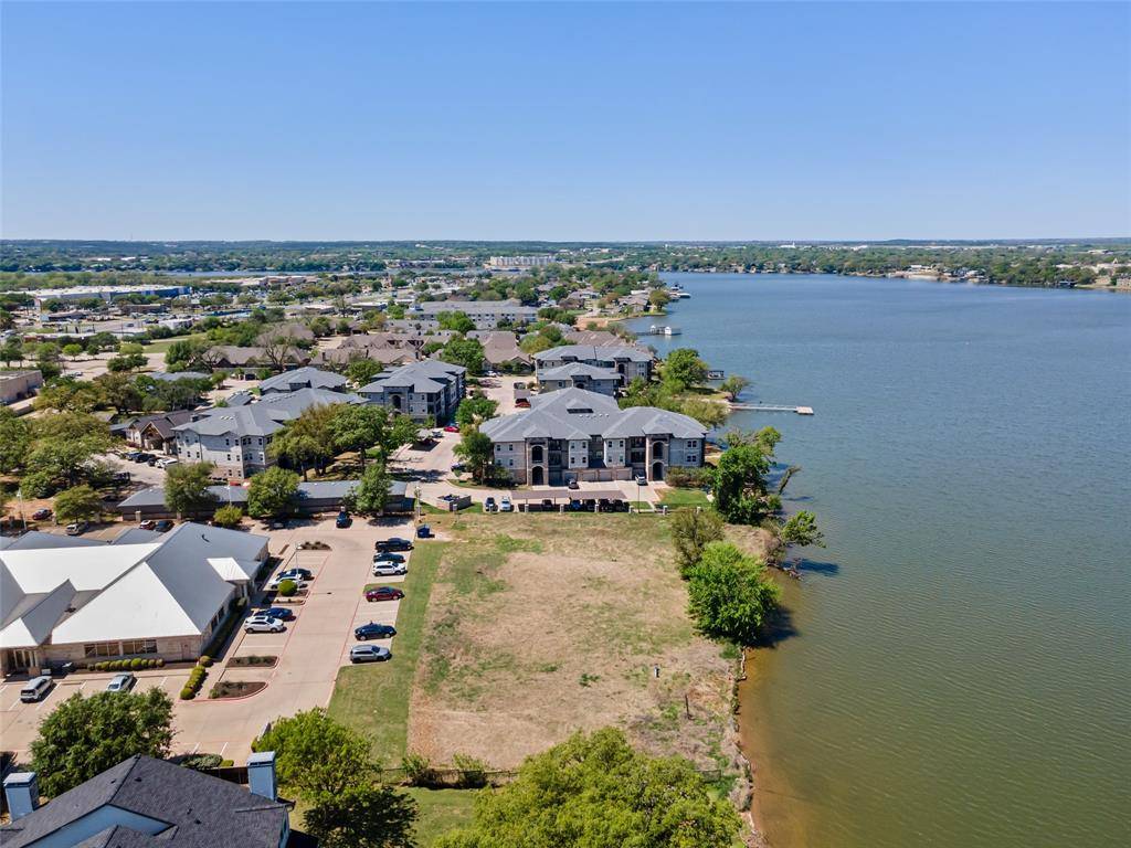 805 Hill Boulevard, Granbury, TX 76048