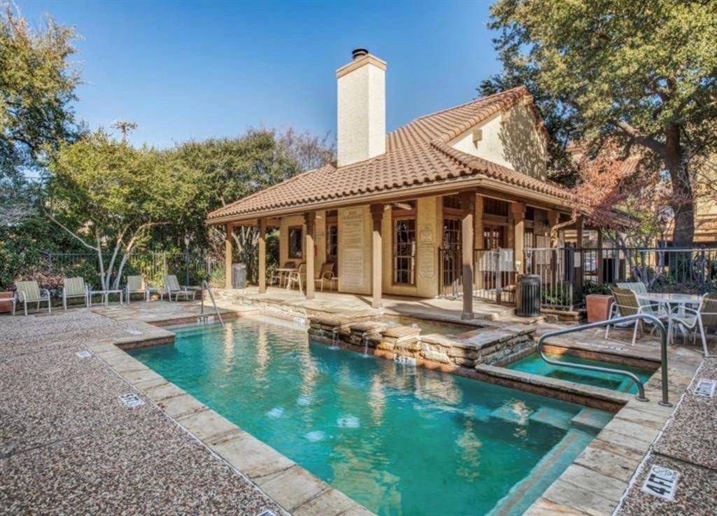 7640 W Greenway Boulevard #6E, Dallas, TX 75209