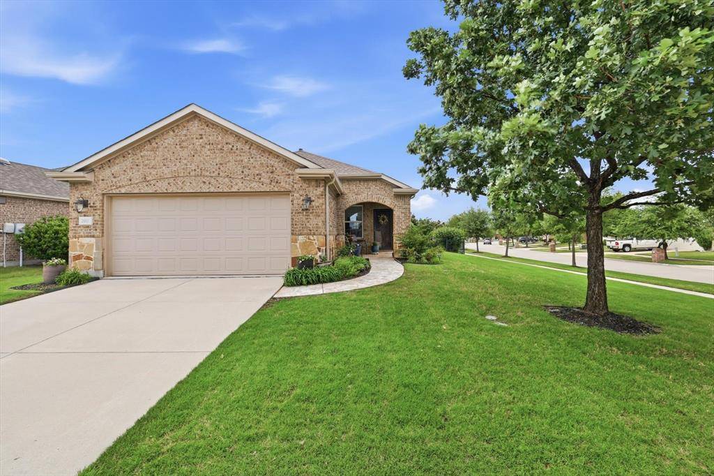 2112 Beachfront Drive, Frisco, TX 75036