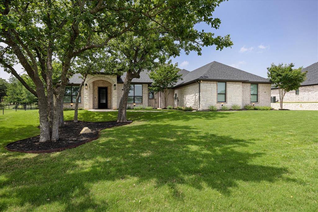 4005 Legend Trail, Granbury, TX 76049