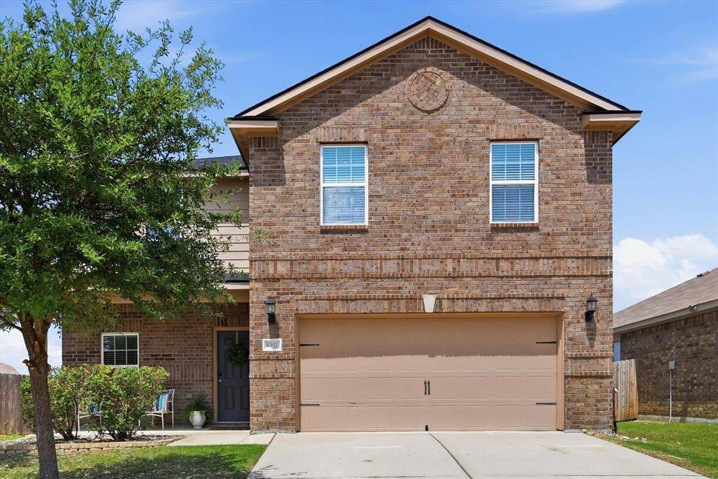 6352 White Jade Drive, Fort Worth, TX 76179