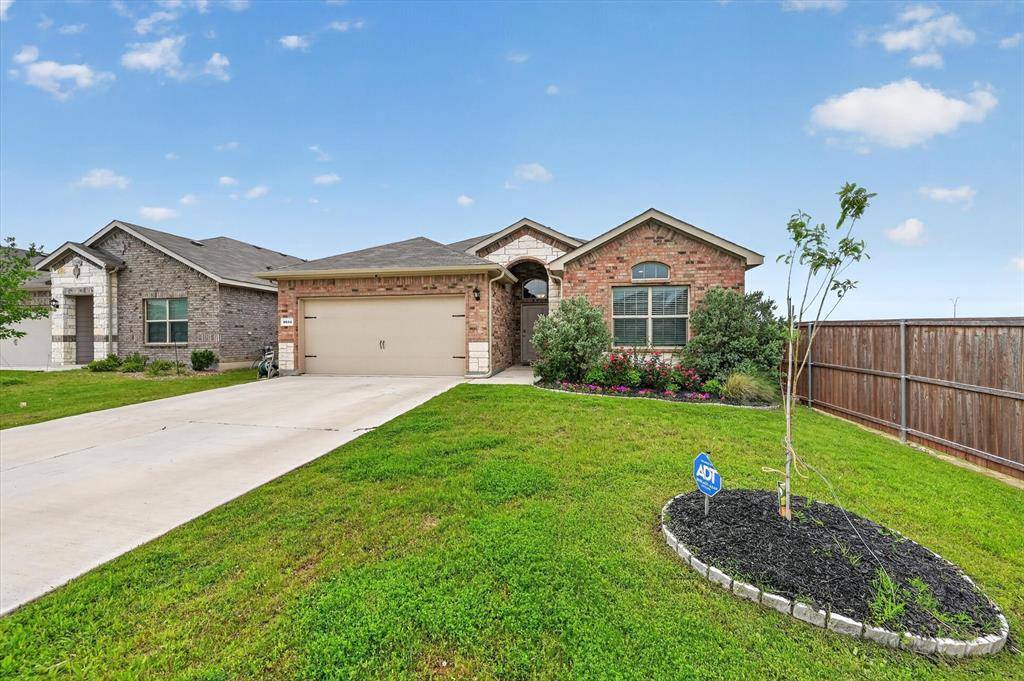 9604 Cherryville Road, Fort Worth, TX 76108