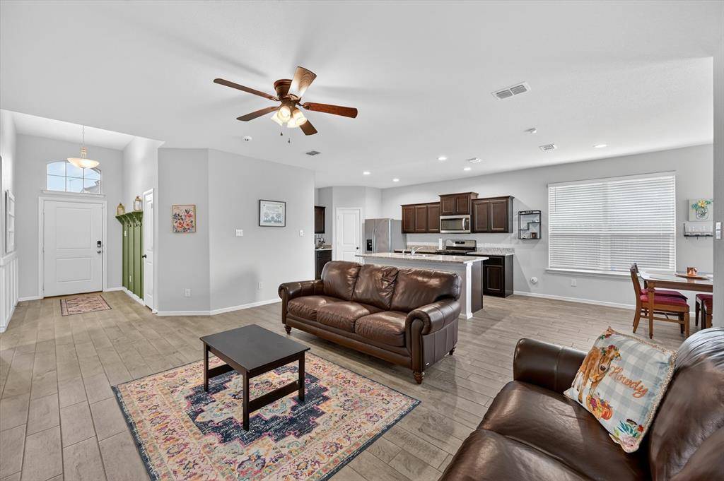 9604 Cherryville Road, Fort Worth, TX 76108