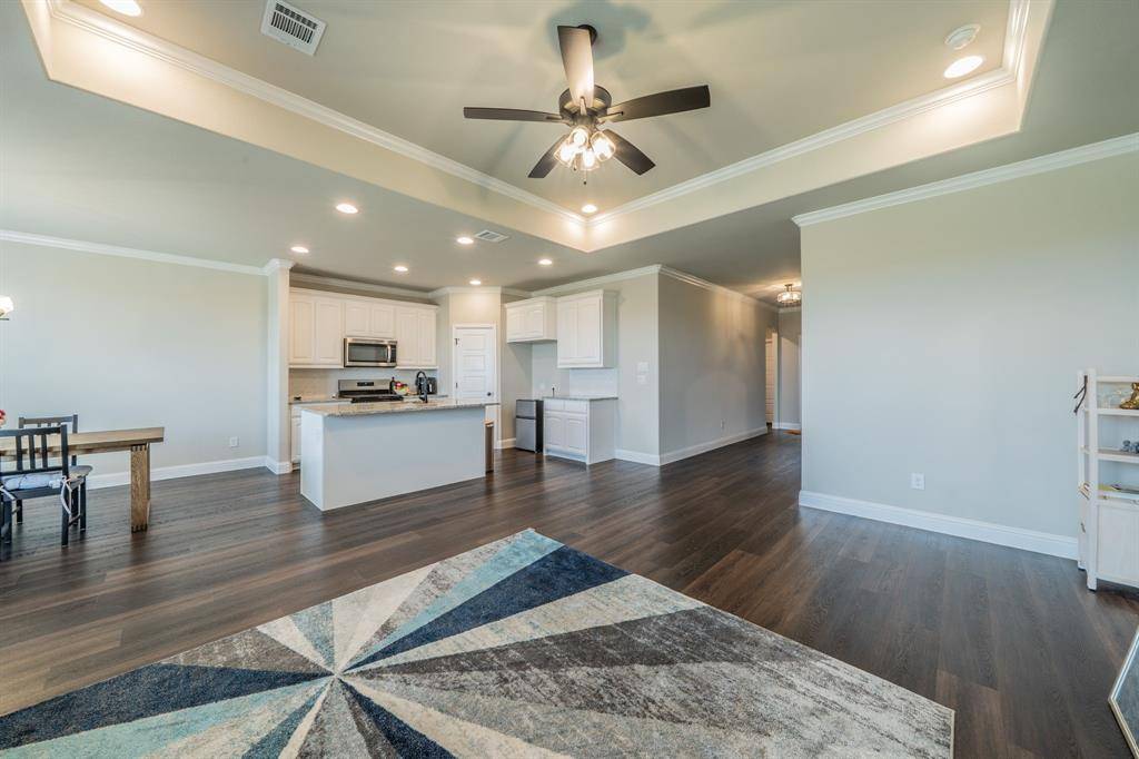 1057 Nighthawk Trail, Alvarado, TX 76009