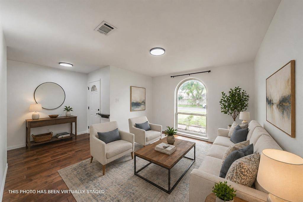 4134 Woodland Court, Grapevine, TX 76051