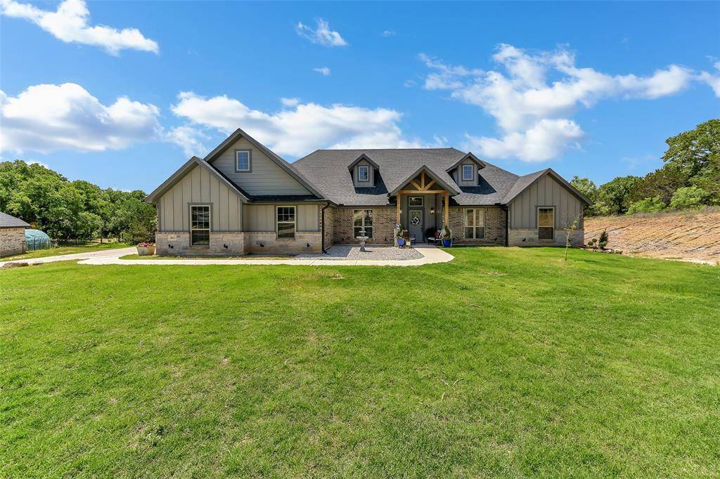 2033 Bedford Court, Weatherford, TX 76088