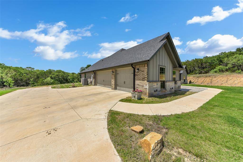 2033 Bedford Court, Weatherford, TX 76088