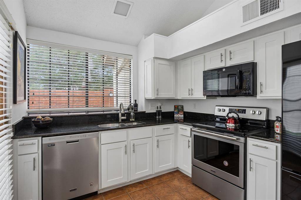 623 Rancho Circle, Irving, TX 75063