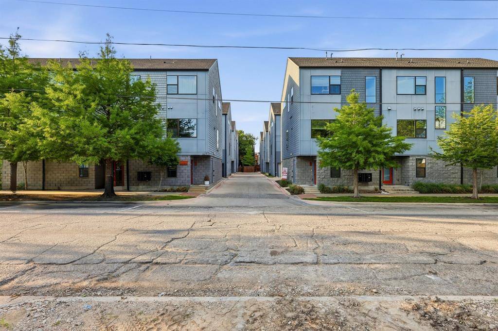 427 W 10TH Street Street #502, Dallas, TX 75208