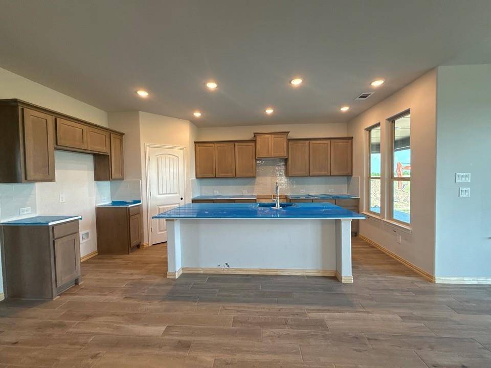 630 County Road 200, Valley View, TX 76272