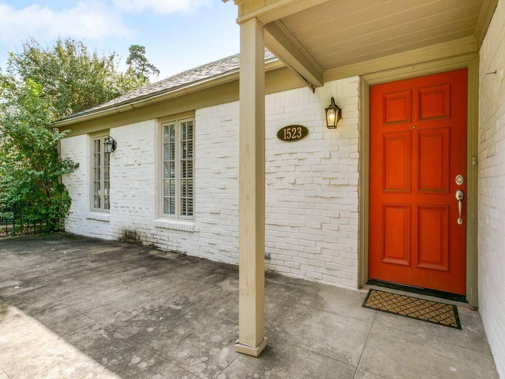 1523 Oak Knoll Street, Dallas, TX 75208