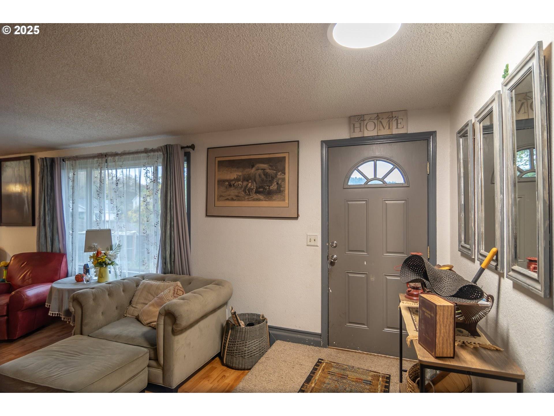 207 NE SPENCER CT, Roseburg, OR 97470