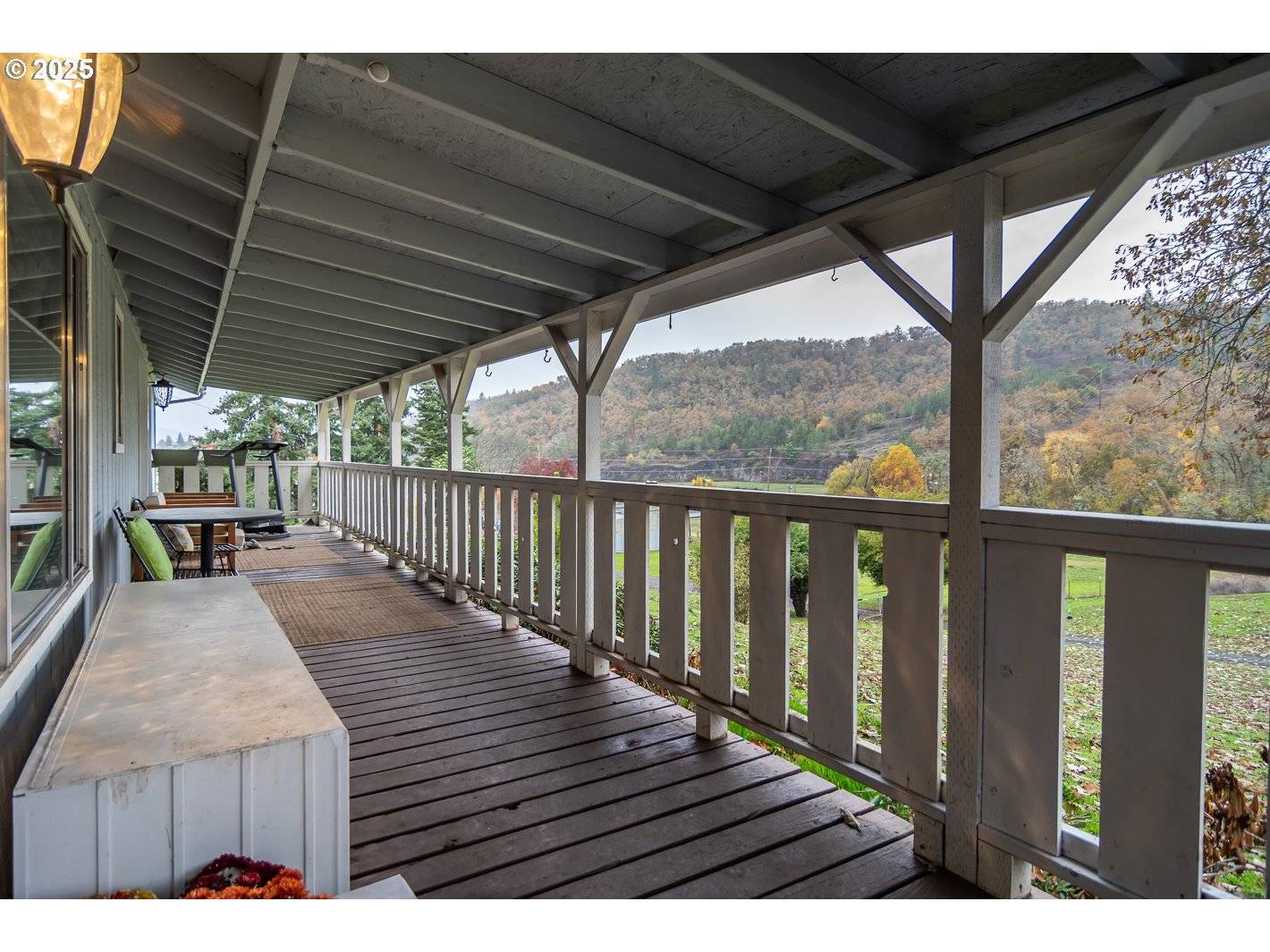 207 NE SPENCER CT, Roseburg, OR 97470