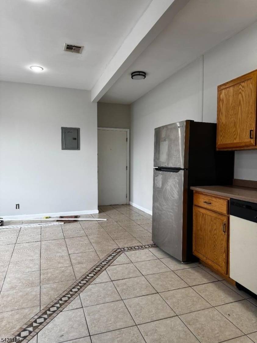 109 Irene St #1, Linden City, NJ 07036