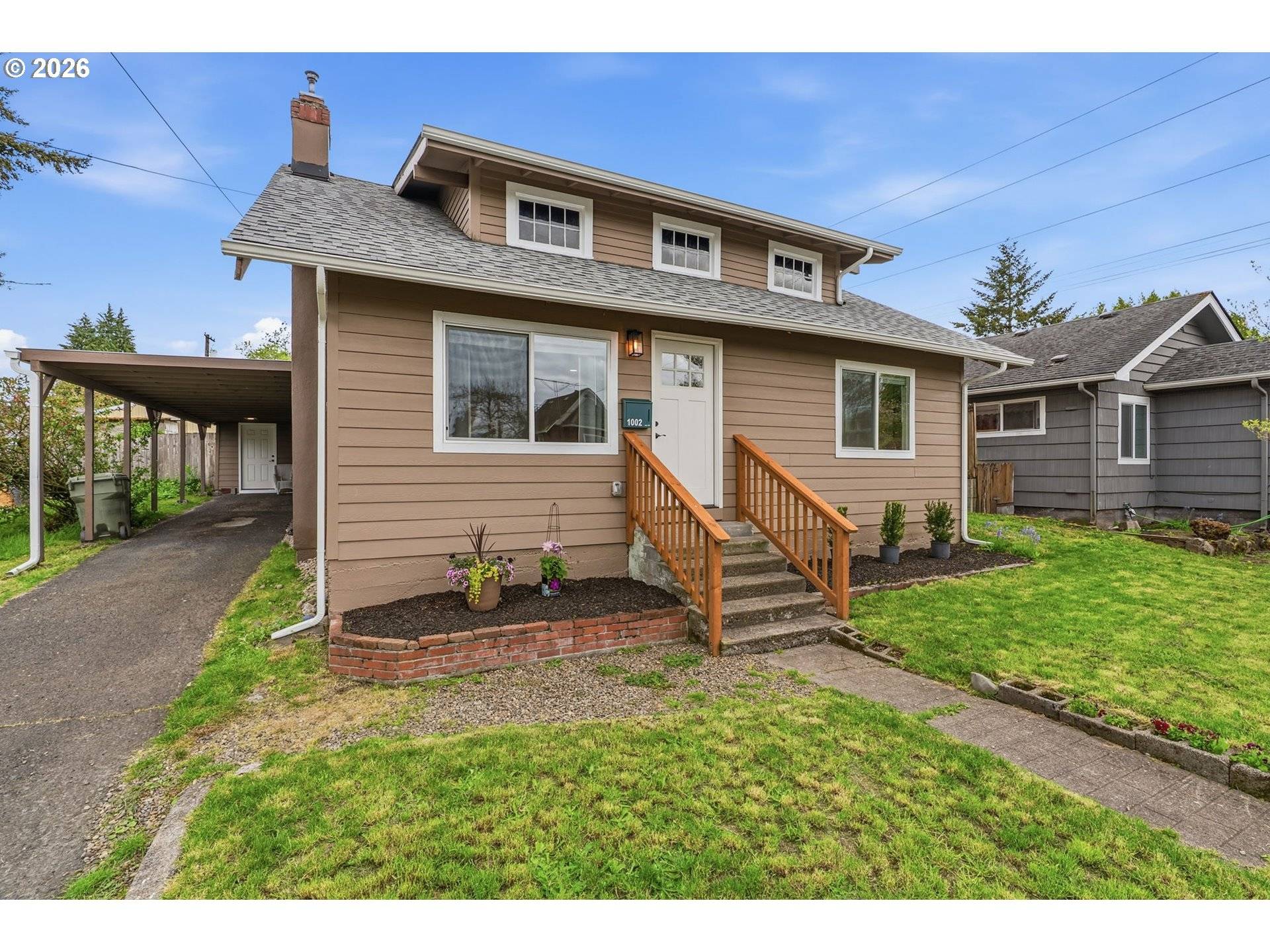 1002 N 6TH AVE, Kelso, WA 98626