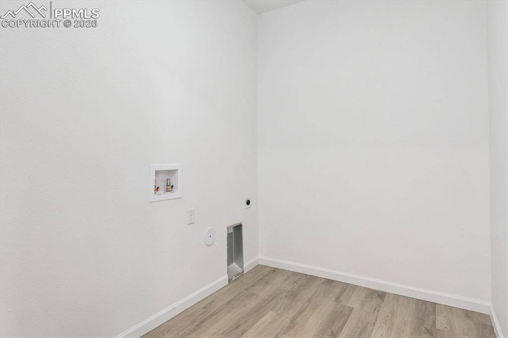3302 Bella Notte DR, Pueblo, CO 81001
