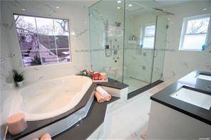 18 Helene AVE, Merrick, NY 11566
