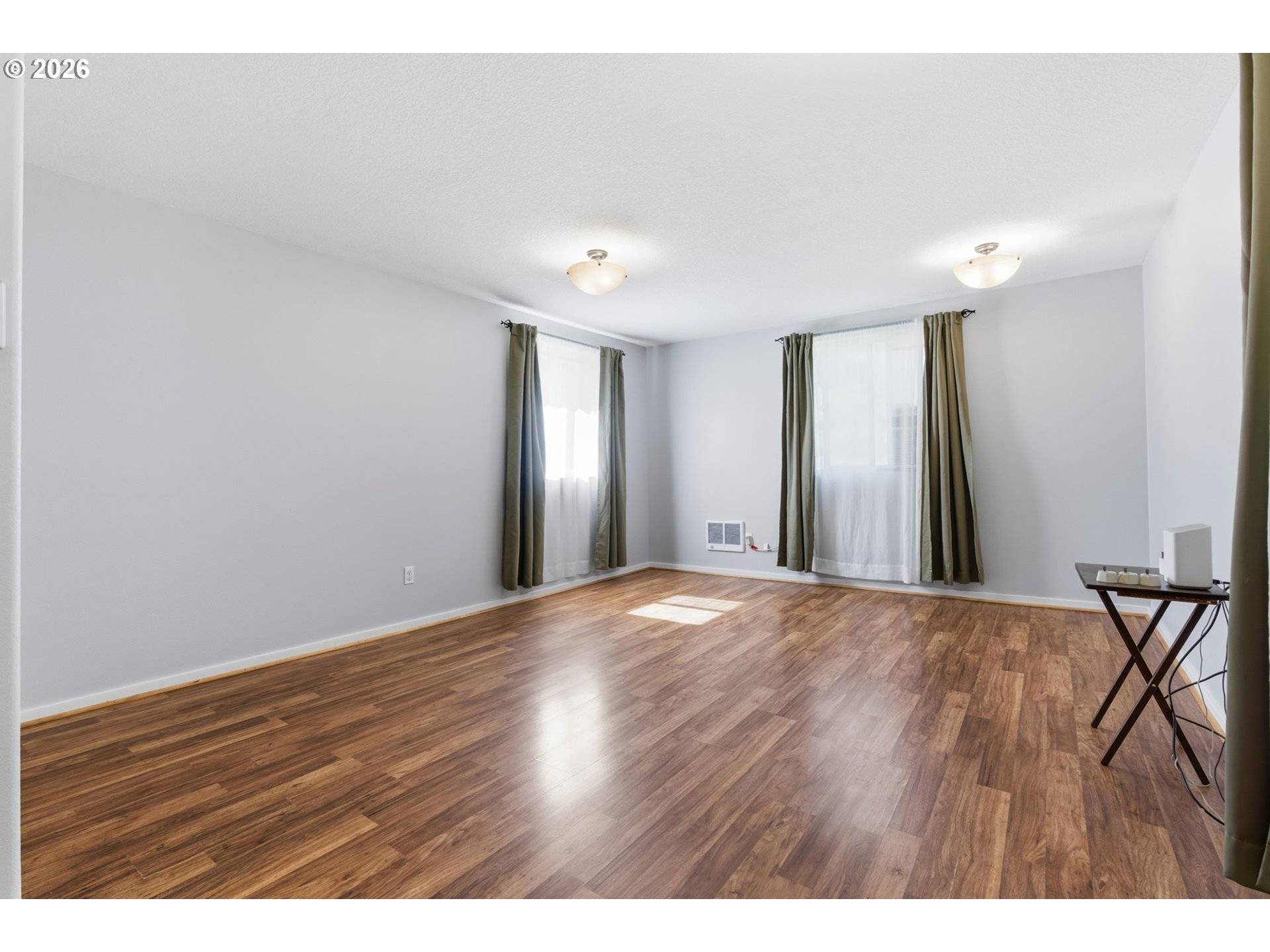 2016 42ND AVE, Longview, WA 98632
