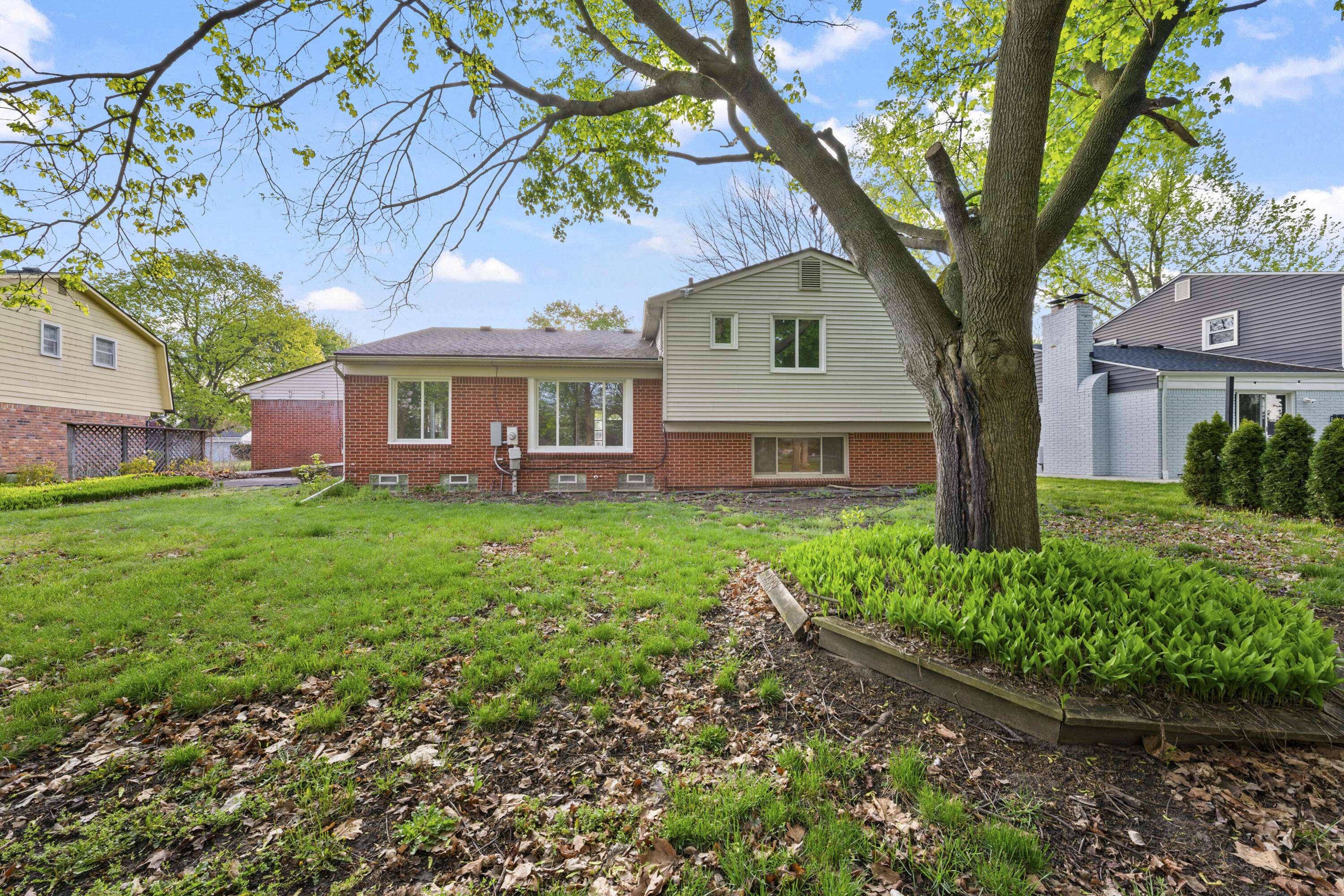 17447 Park ST, Livoniacity_wayne, MI 48152