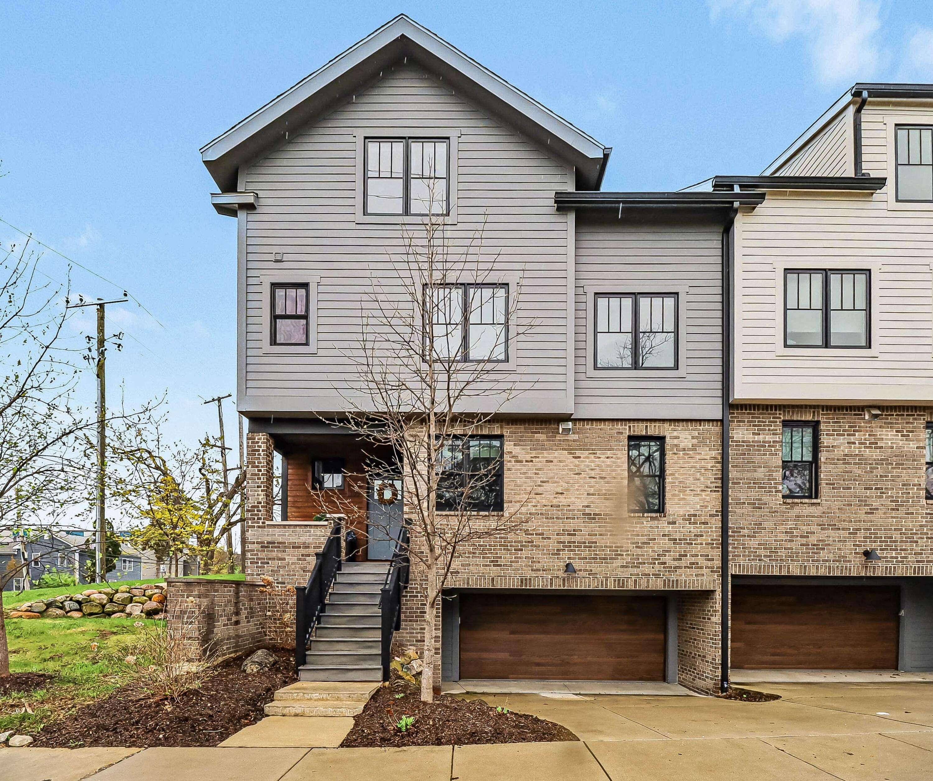 103 W Davis AVE, Annarborcity_washtenaw, MI 48103