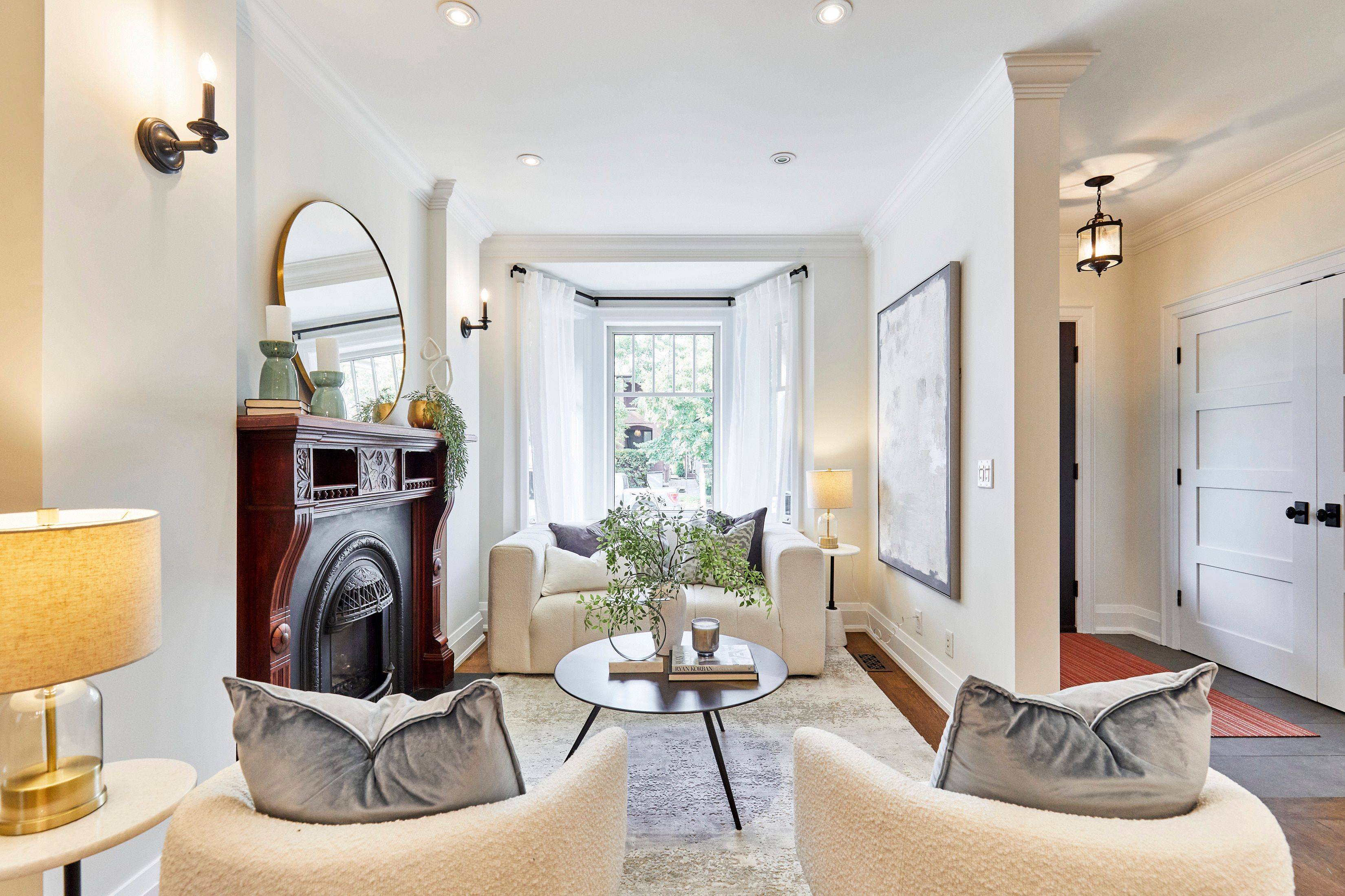 645 Balliol ST, Toronto C10, ON M4S 1E6