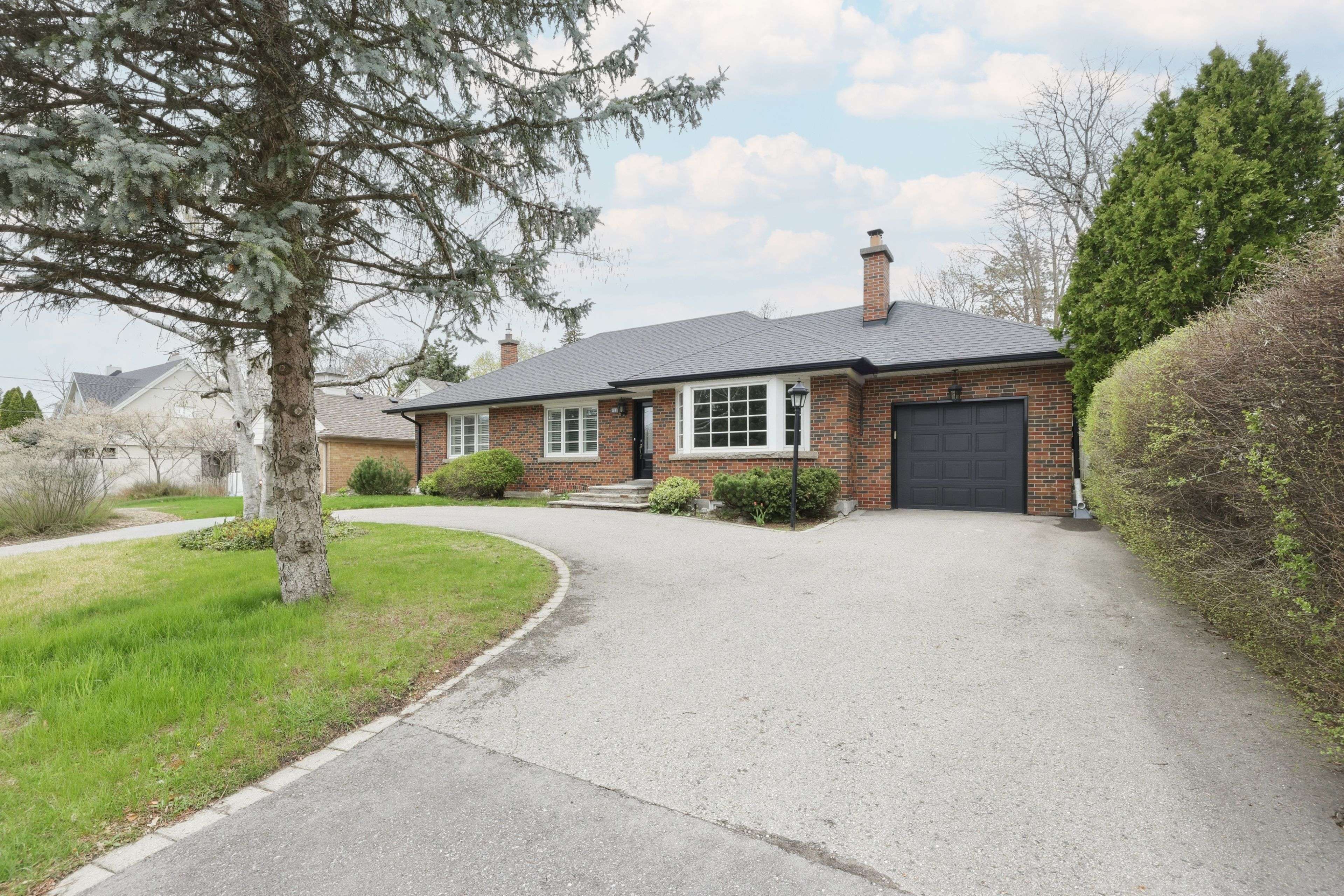 530 Blythwood RD, Toronto C12, ON M4N 1B3