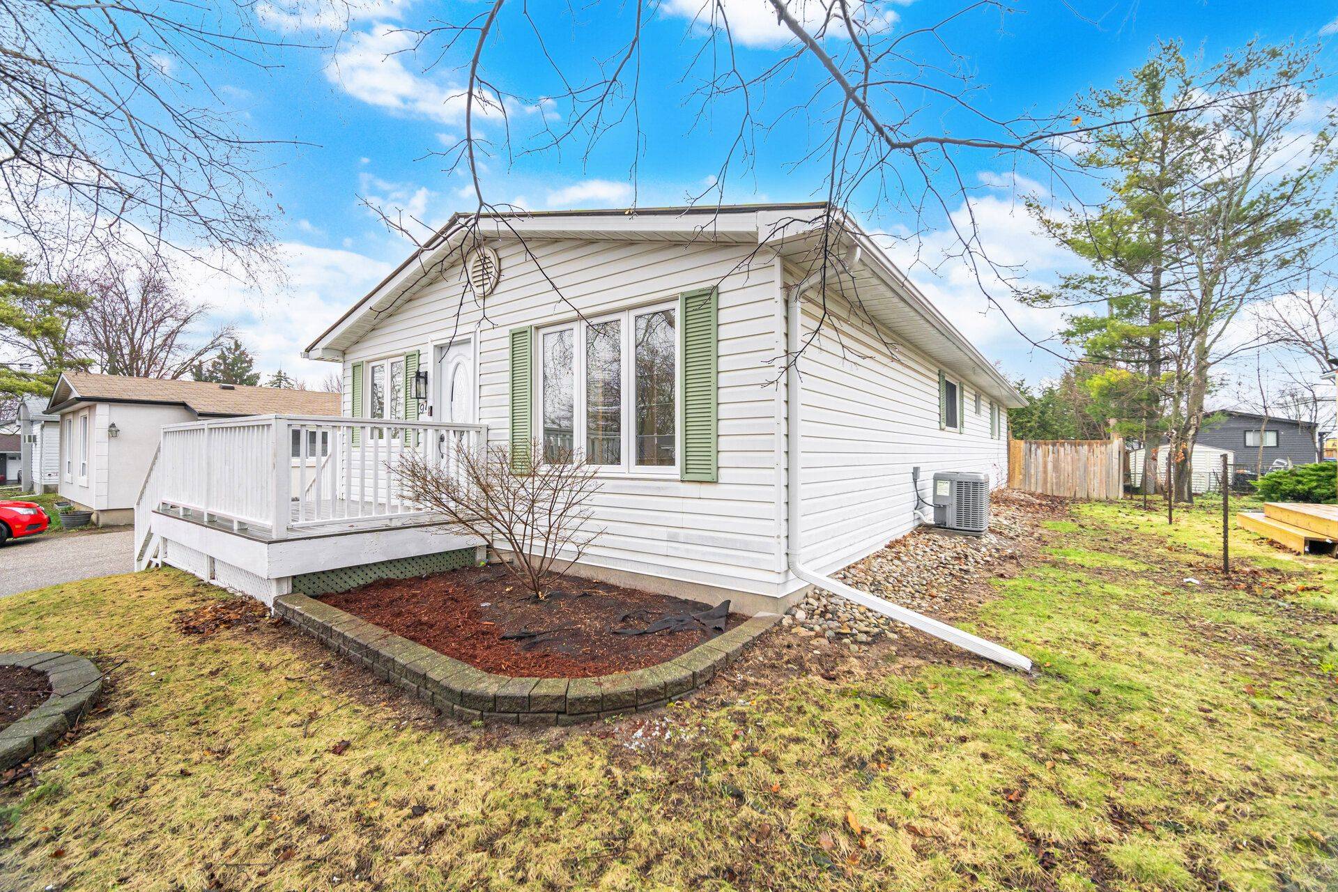 97 Walkem DR, New Tecumseth, ON L0G 1W0