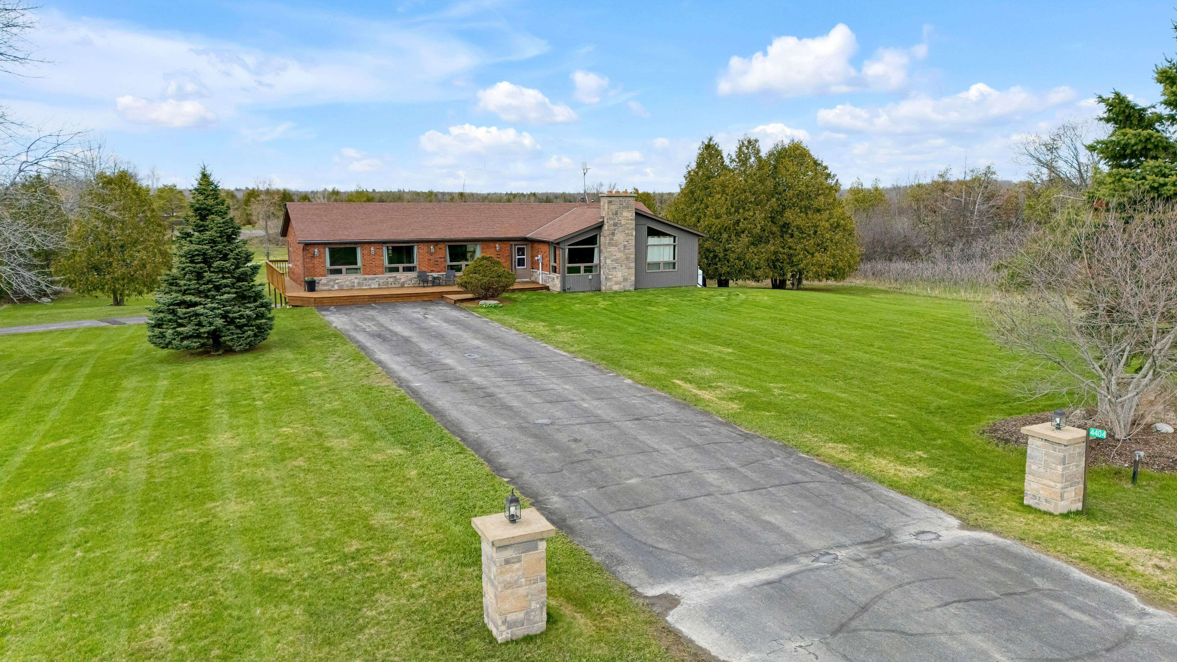 4404 UNITY RD, Kingston, ON K0H 2H0