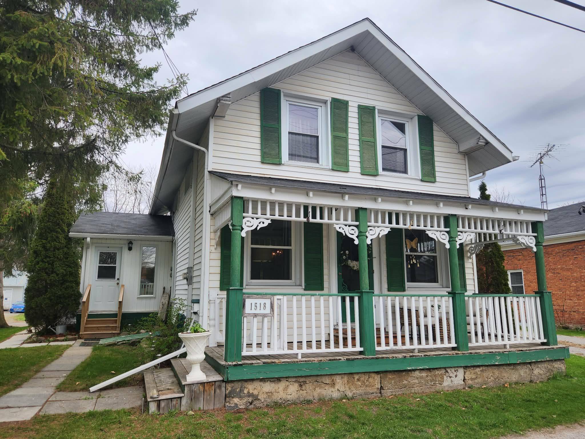 1518 County Road 2 RD, Front Of Yonge, ON K0E 1R0