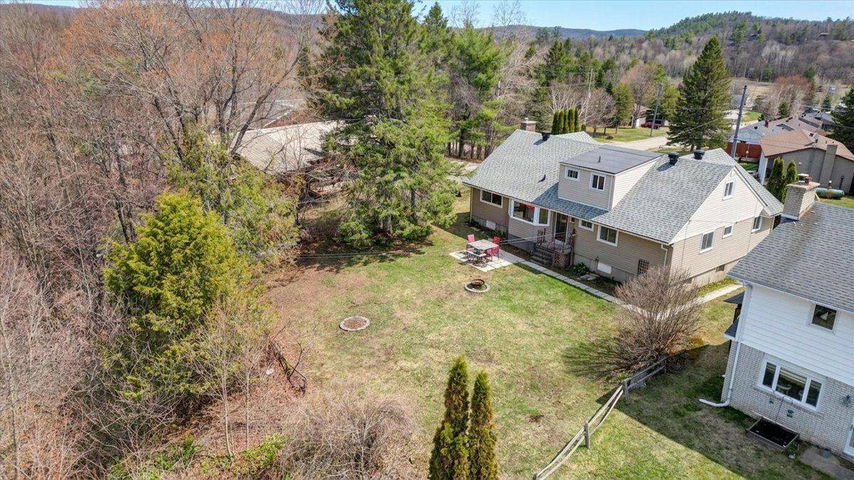 139 Bridge ST W, Bancroft, ON K0L 1C0