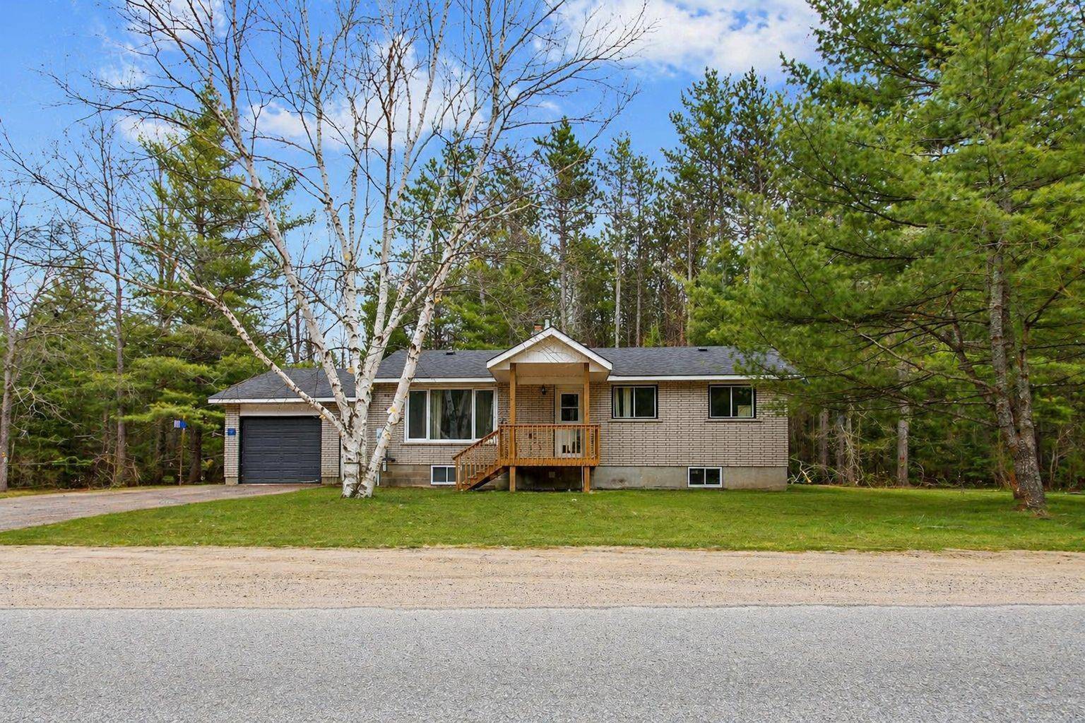 1111 North Baptiste Lake RD N, Hastings Highlands, ON K0L 2S0
